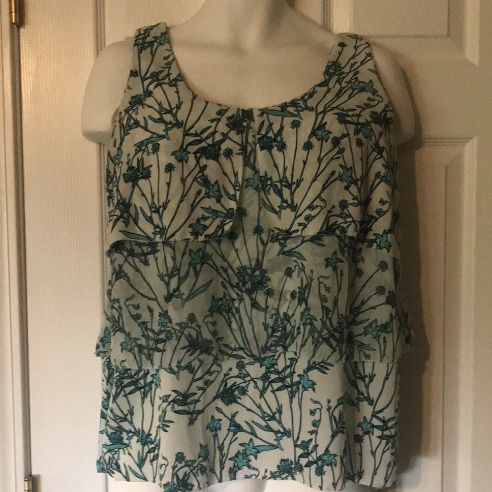 Banana Republic teal layered tank top.  Stunning.